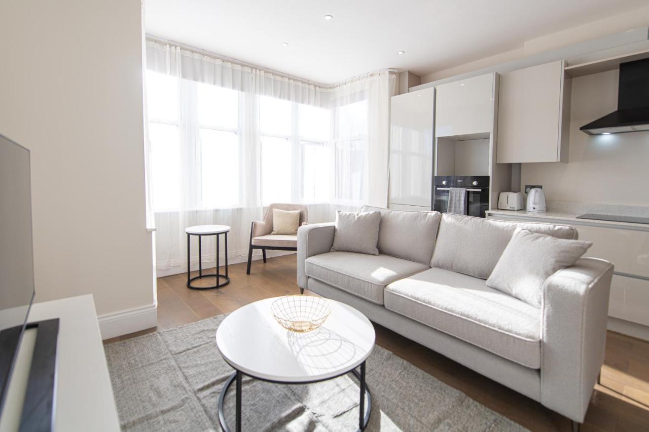 Ealing Residency Aparthotel London Eksteriør bilde