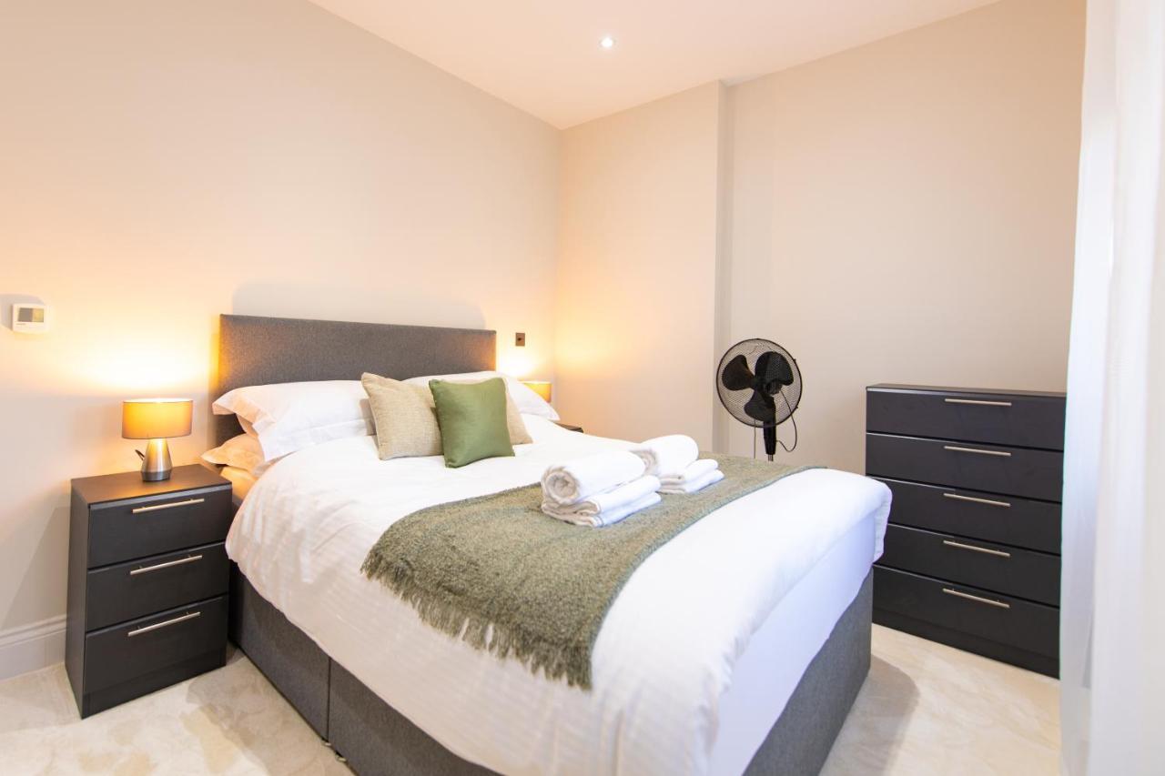 Ealing Residency Aparthotel London Eksteriør bilde
