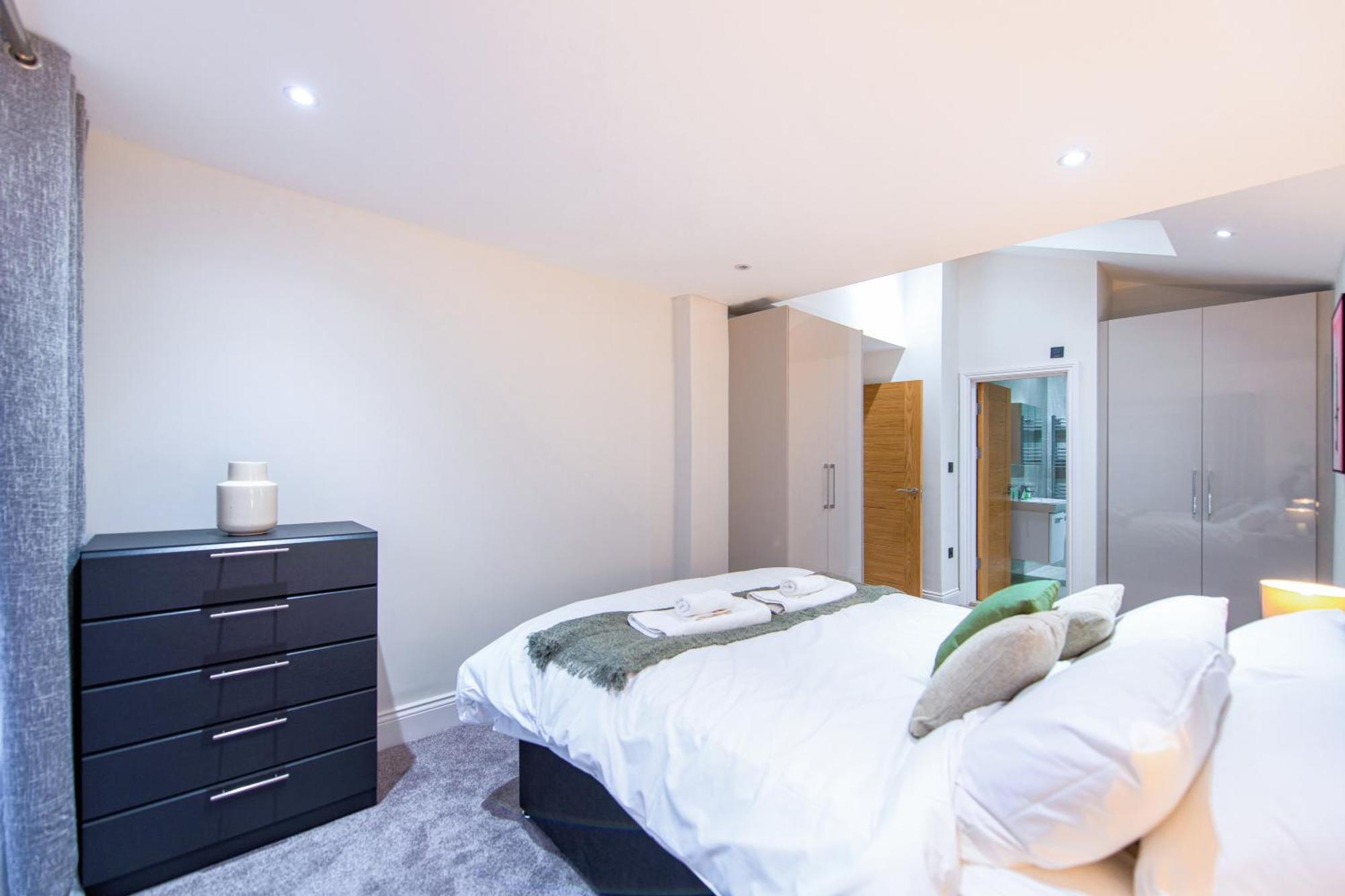 Ealing Residency Aparthotel London Eksteriør bilde