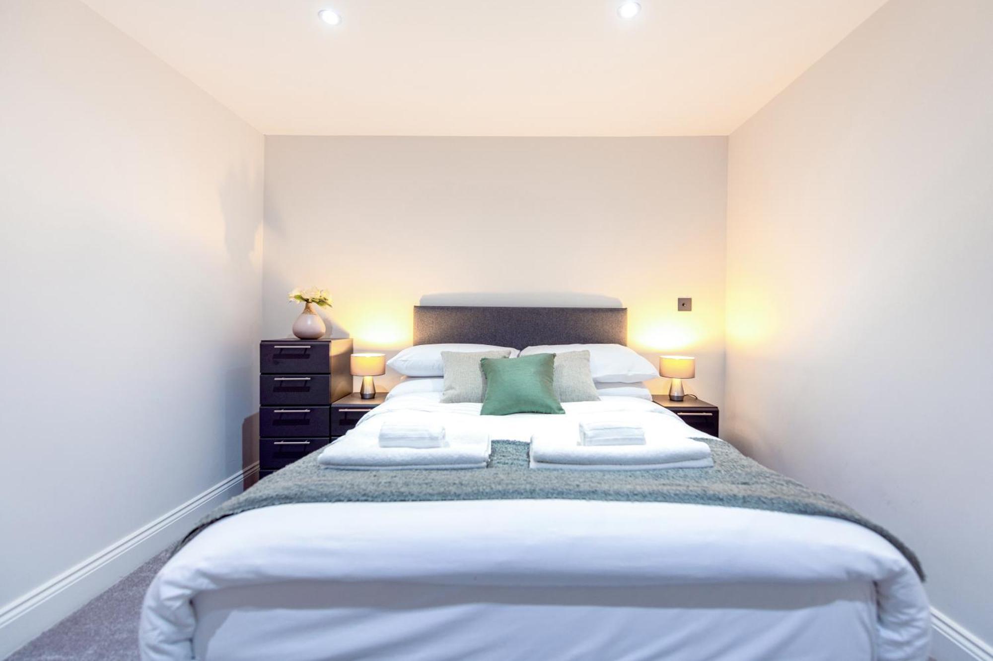 Ealing Residency Aparthotel London Eksteriør bilde