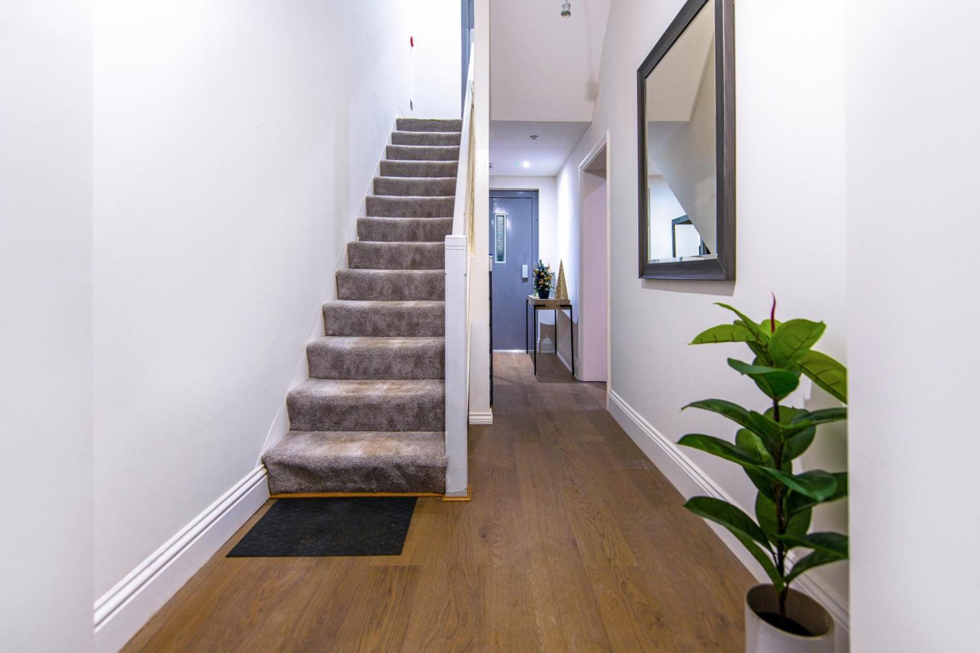 Ealing Residency Aparthotel London Eksteriør bilde